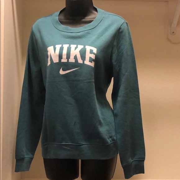 nike sweater junior